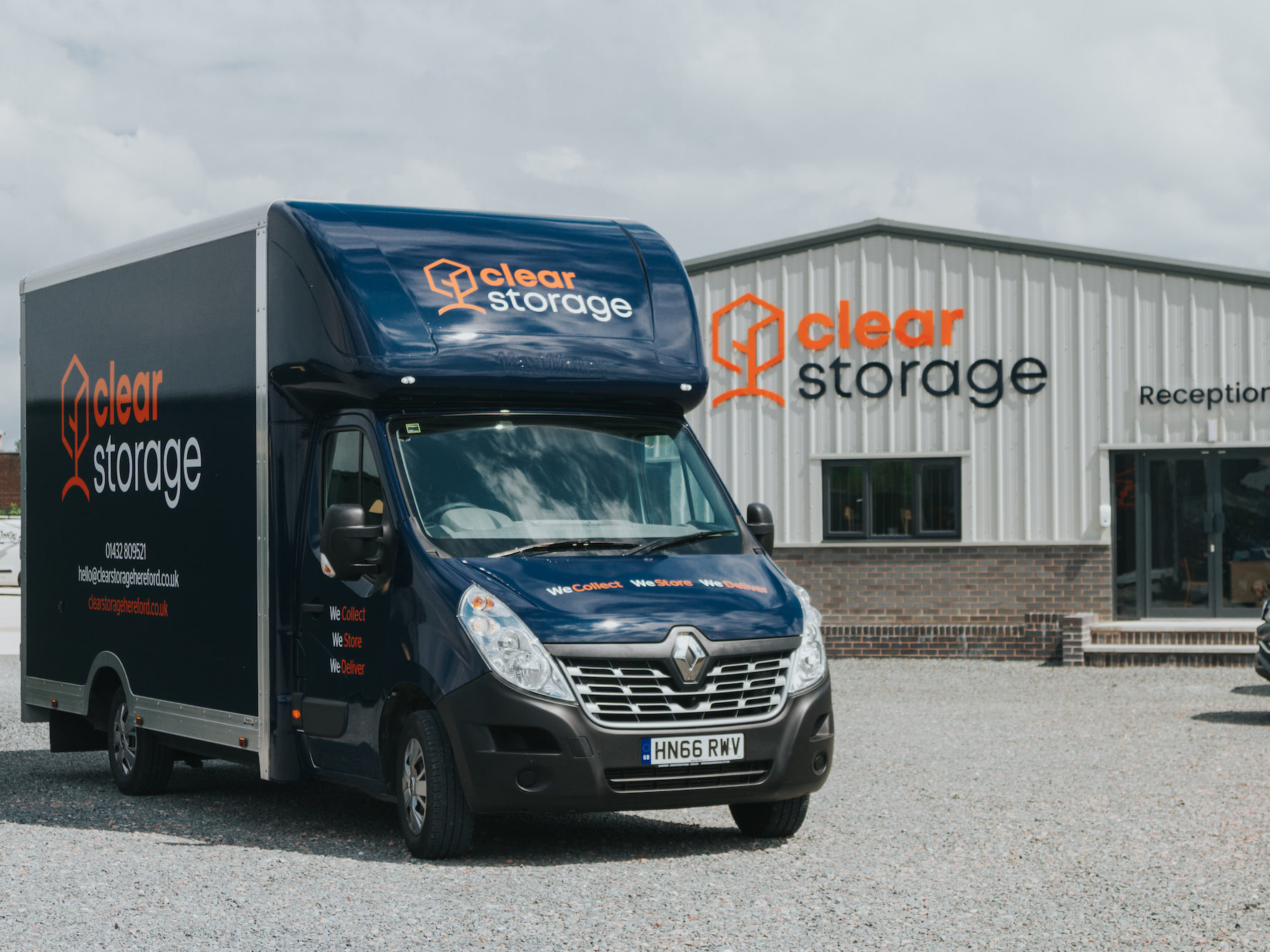 Clear-Storage-Van-aspect-ratio-580-435